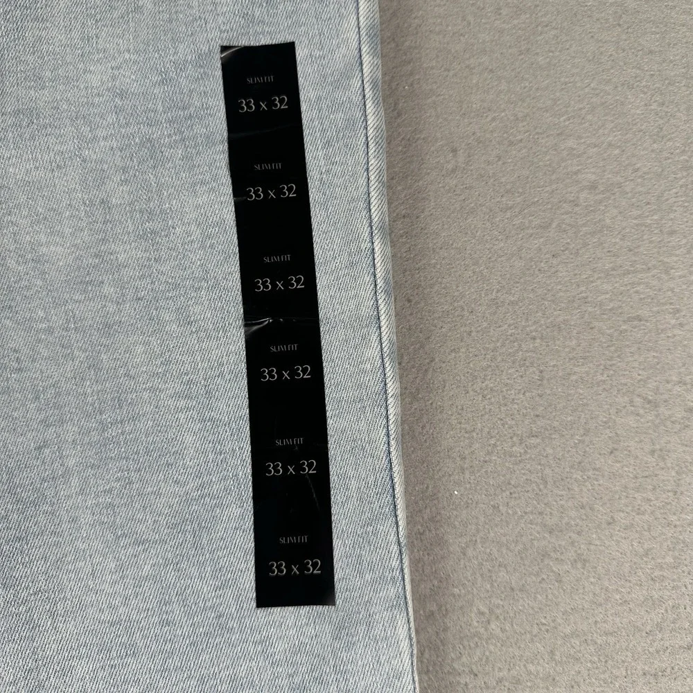 NWT Banana Republic Traveler Slim Fit Jeans Men's 33x32 Light Blue Stretch Denim